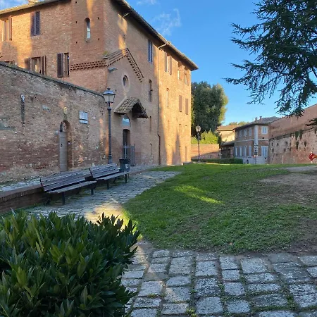 Апартаменты Casa Ilaria - Luminoso Con Vista Nel Centro Storico